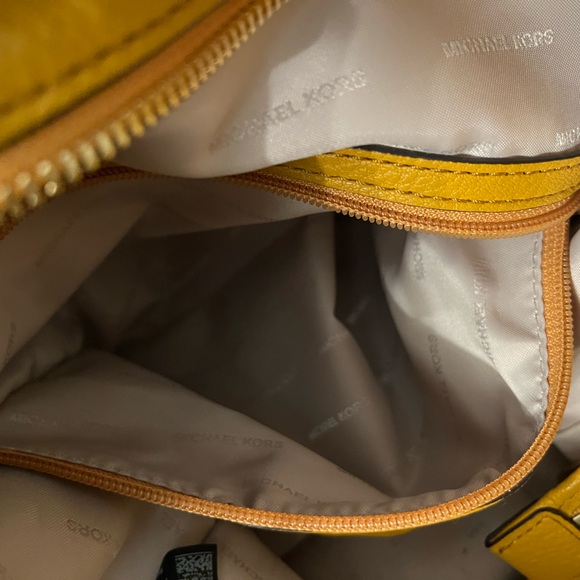 Michael Kors Large Leather Brooklyn Shoulder Bag in Yellow - Picture 12 of 12